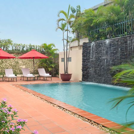 Avani Hai Phong Harbour View Hotel Bagian luar foto